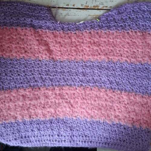 instagram-2 🧶Pull mohair au crochet. C'est la canicule en ce moment et moi je crochète des pulls chaud en rêvant de l'Automne prochain... 🤣